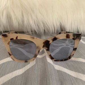 Diff lil kaia sunglasses these are new but no box